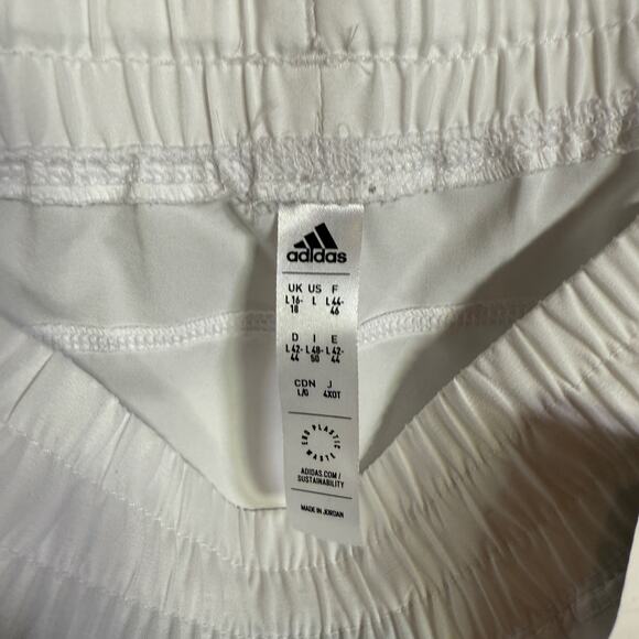 Adidas Women's Pacer Woven Training Shorts - White/black Large - Picture 6 of 6